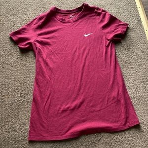 Nike T Shirt